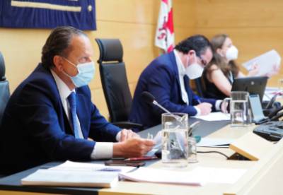 Imagen de la Mesa de la Comisión